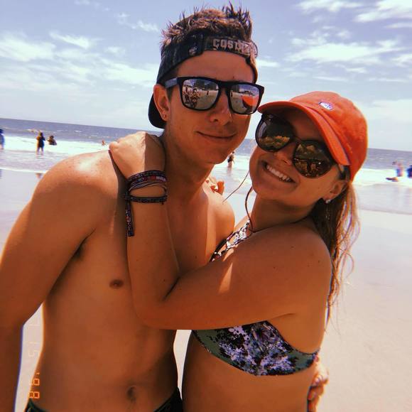 Meet your Posher, Katie - Picture 1 of 1